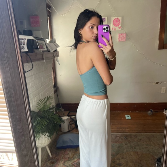 Urban Outfitters Halter Top - Picture 2 of 2